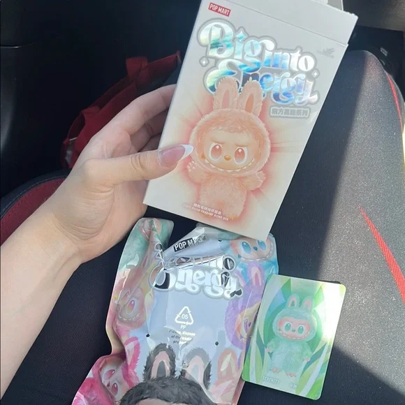 Popmart labubu serentity Big into
Energy Series-Vinyl Plush Pendant - Picture 10 of 15